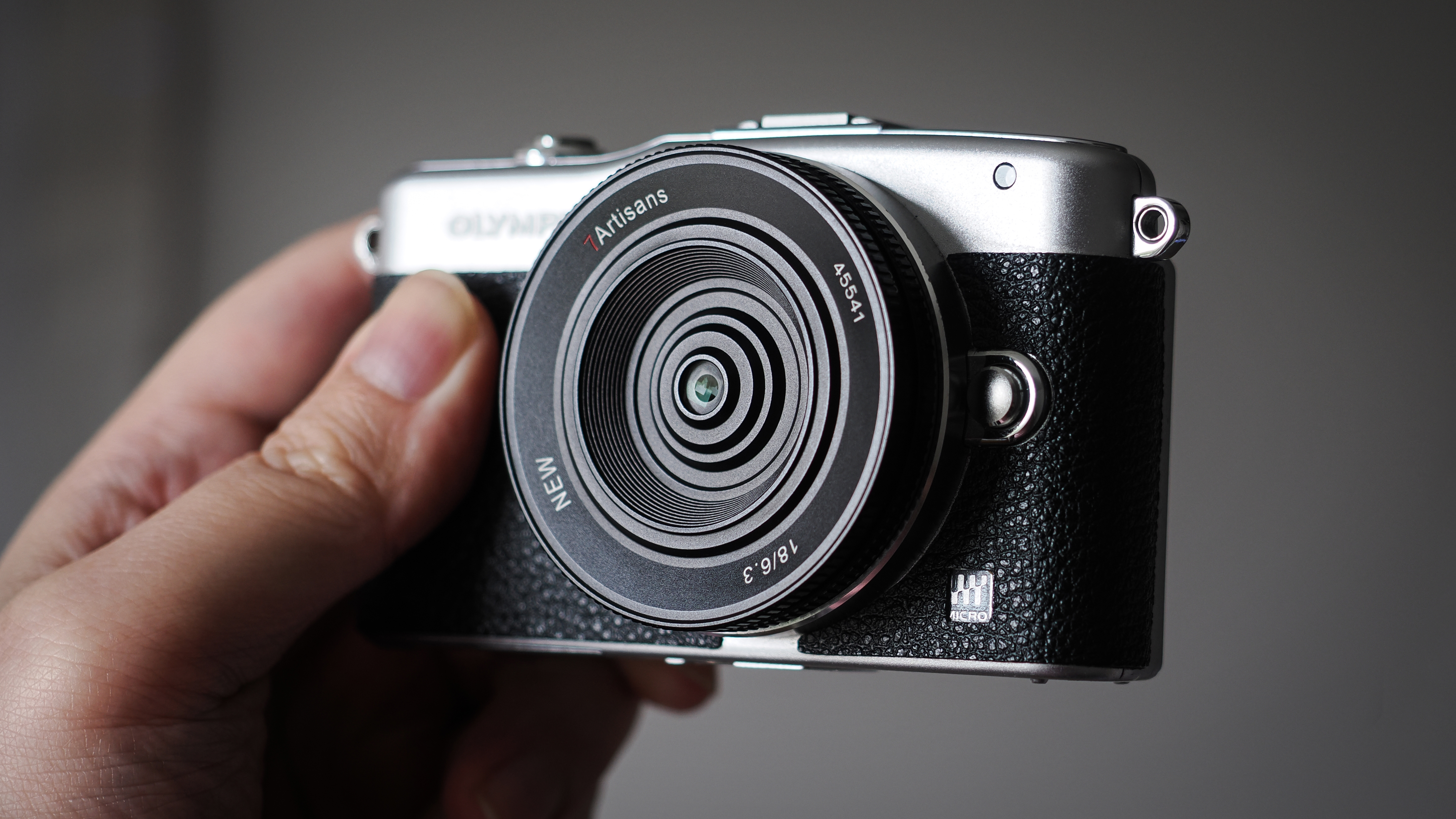7Artisans 18mm f/6.3 II mounted to an Olympus PEN E-PM1