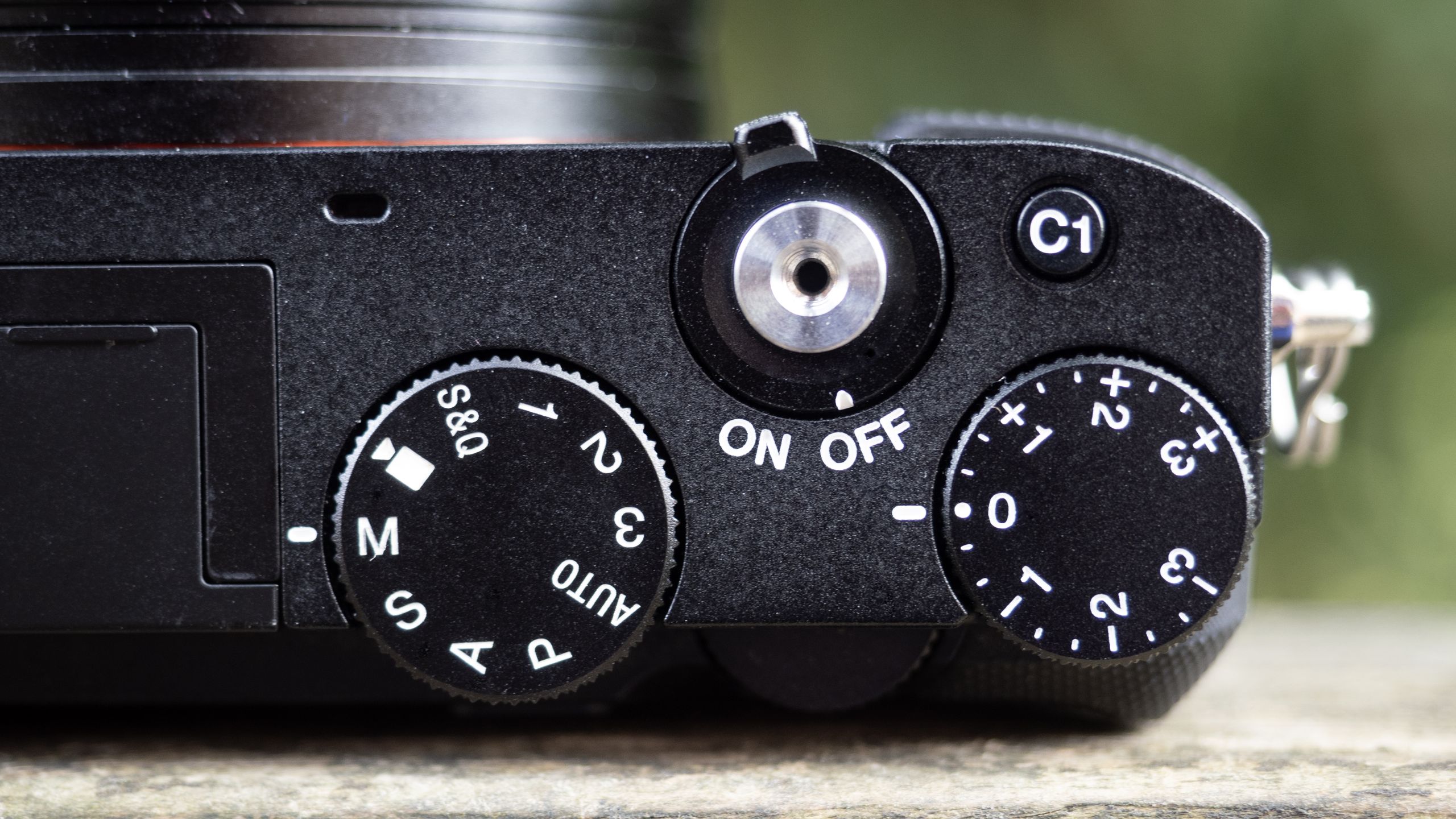 Sony RX1R III Wins TIPA Award for Best Professional Fixed Lens Camera