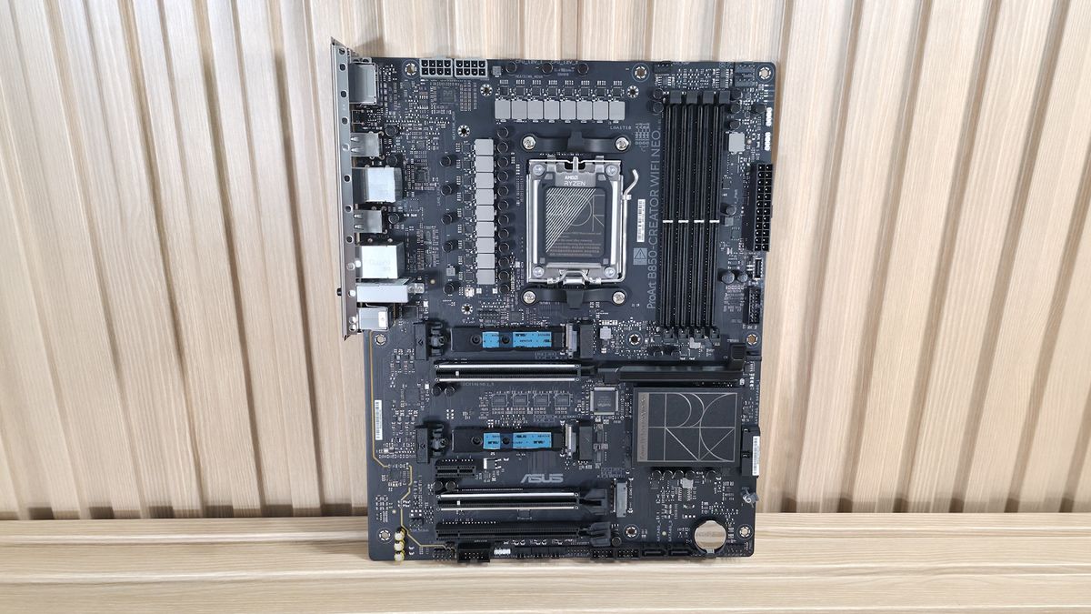 Asus B850-Creator Wifi Neo - board images