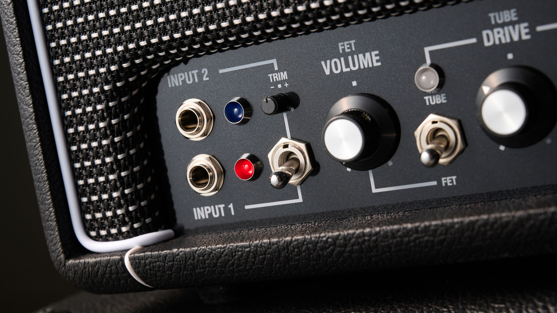 Laney Digbeth DB-EAST, the new signature bass head developed with the bass legend Nathan East