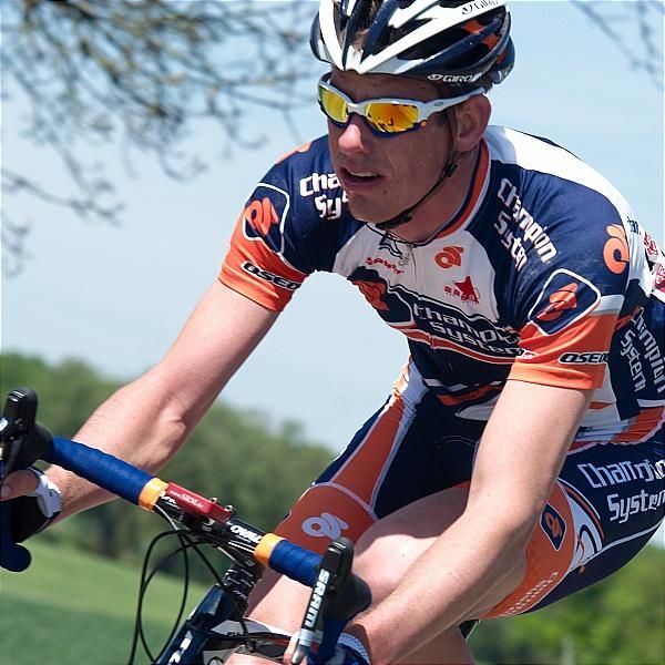 New Zealand's Clinton Avery (Champion System Pro Cycling Team) made a lengthy solo attack that was brought back 12km from the finish.