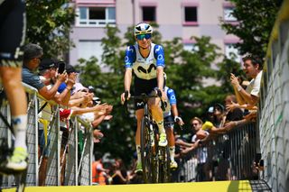 Scare for favourite Marlen Reusser after a crash during the opening stage of the Tour de France Femmes