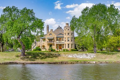 A home in Kansas.