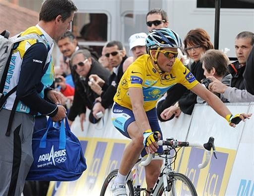 Alberto Contador (Astana) couldn't even get off his bike