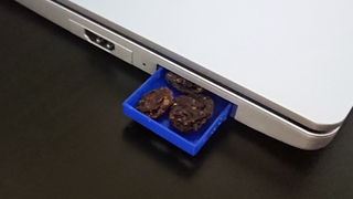 Framework Laptop raisin drawer