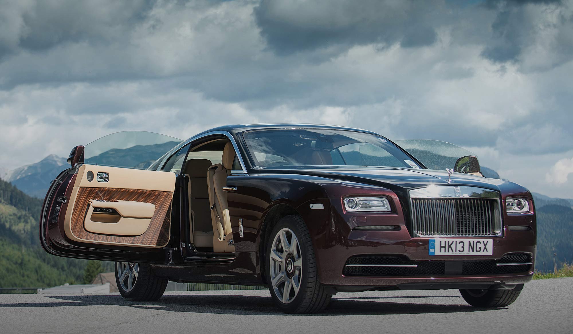 2015 Rolls-Royce Ghost Review