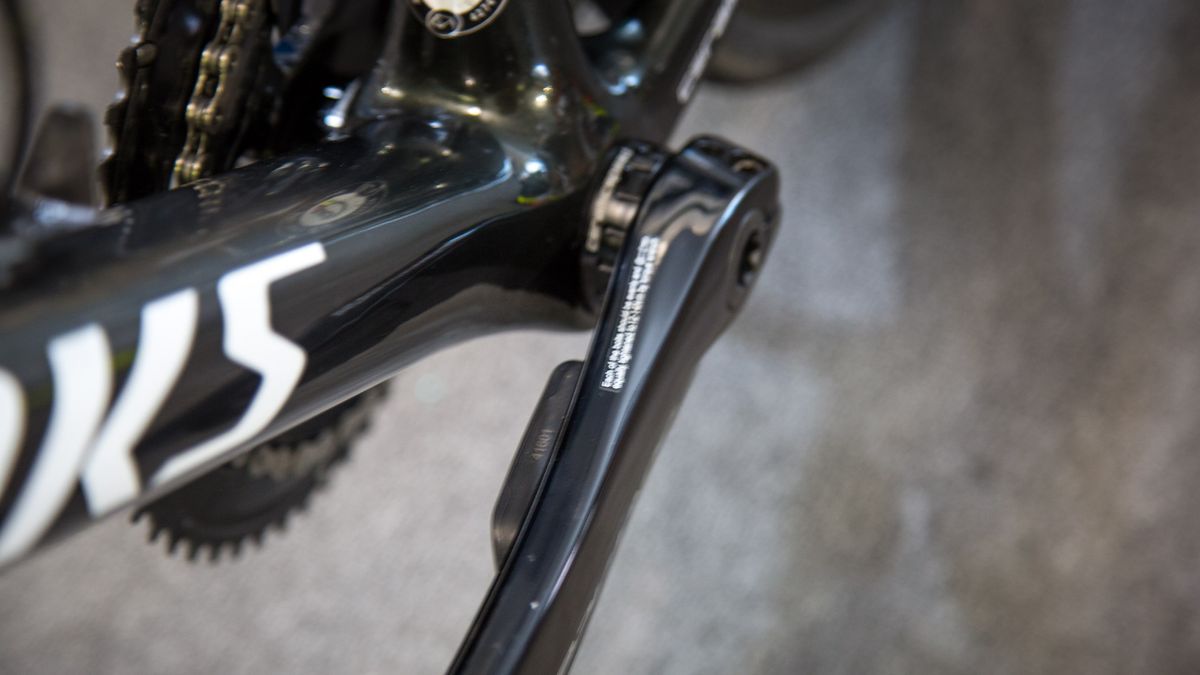 The strain gauge on the crank is pretty chunky compared to the 4iiii meters the team was using last season