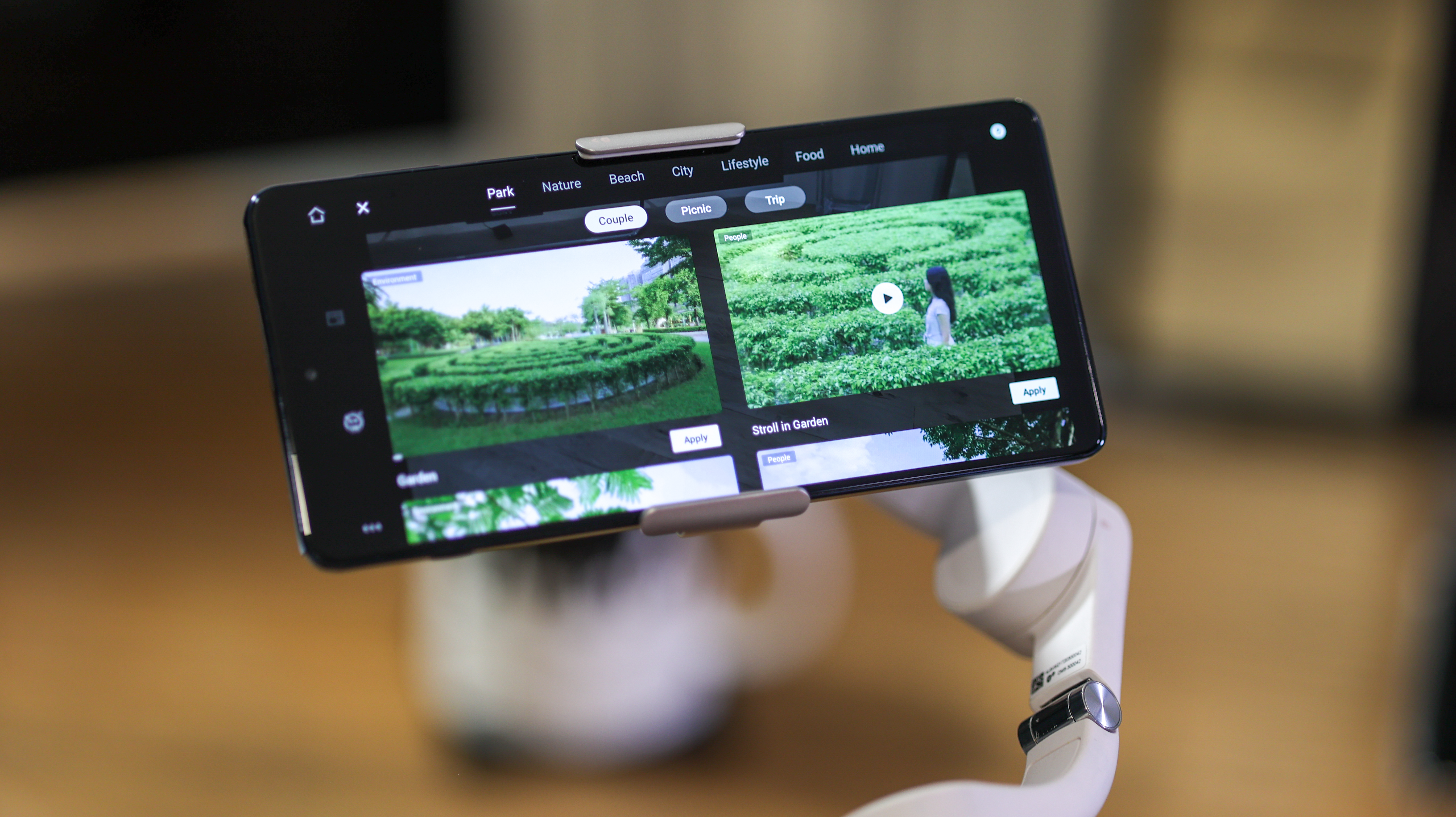 A phone mounted on the DJI OM 5 phone gimbal