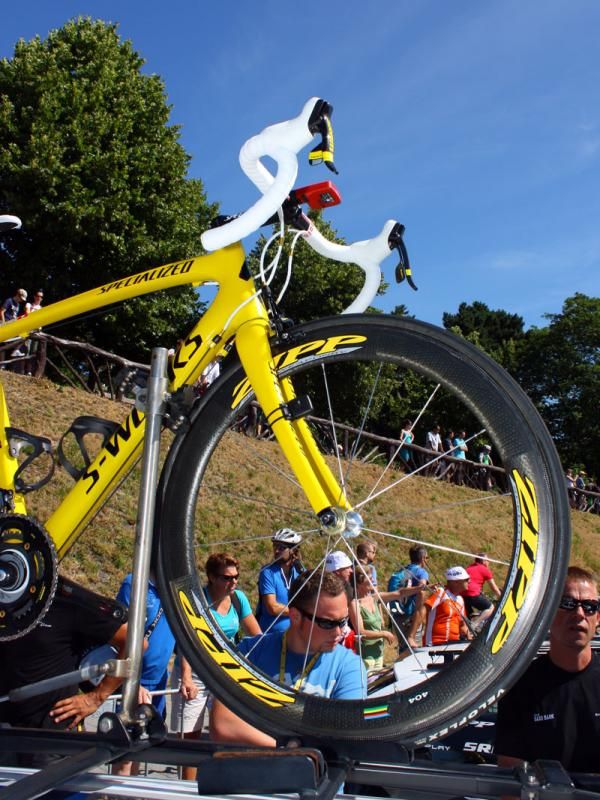Zipp gets into the game, too, with yellow decals on the 404 carbon tubular wheels.