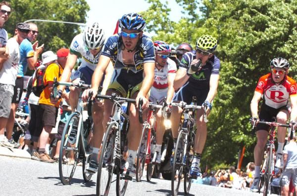 Vacansoleil-DCM Pro Cycling Team on the front