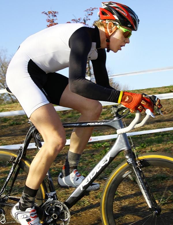 Unsigned and unattached, Chris Hurst has to rely on his lucky argyle socks to take him through the race. He finished in second place today - perhaps next race he'll have some writing on his jersey?