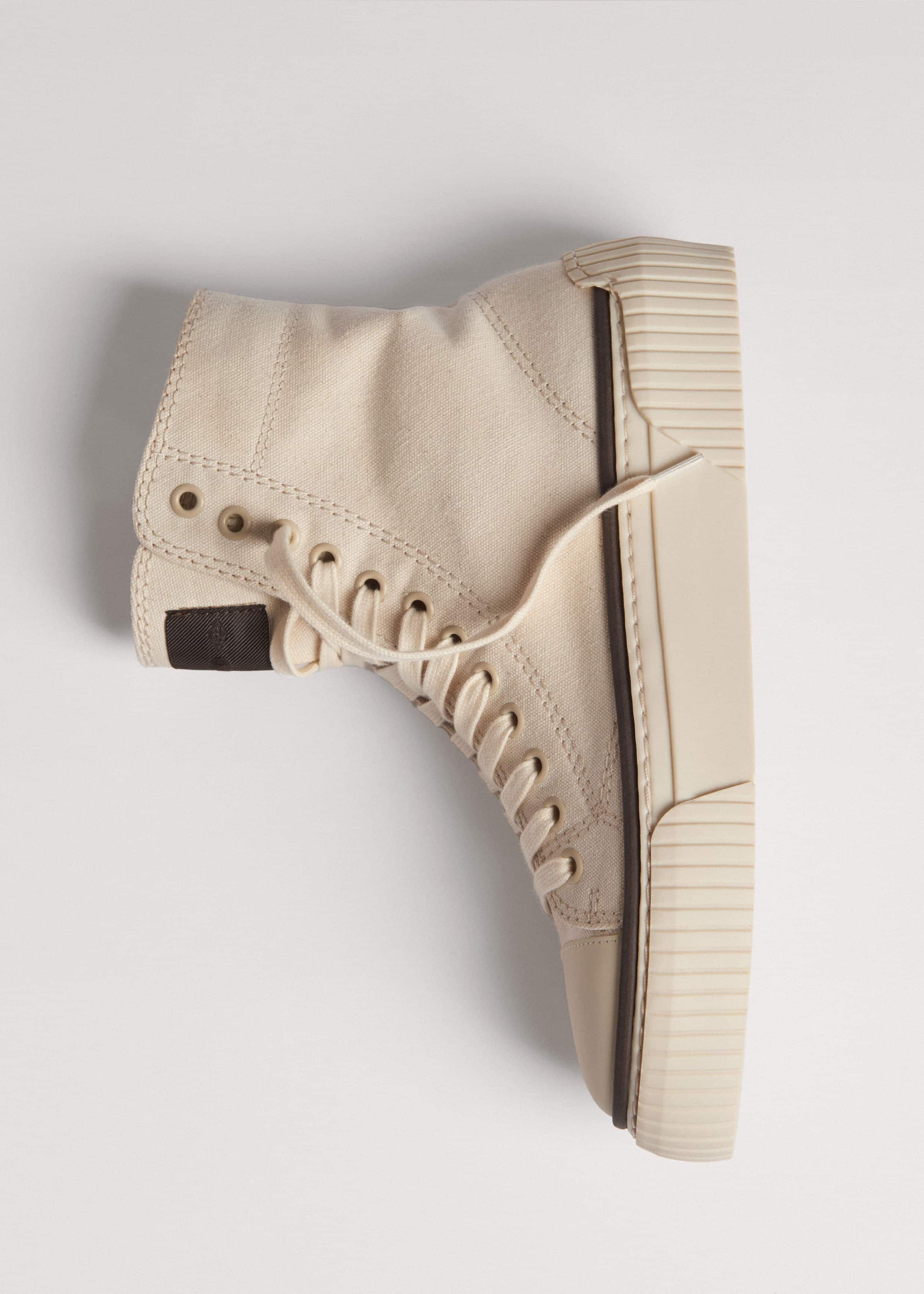 Canvas High Top Trainer