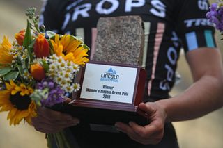 Women's cobblestone trophy, Lincoln Grand Prix 2016