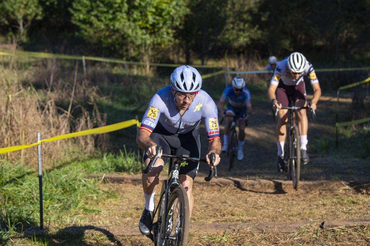 Ty Magner rides to top 10 in elite men's race on day one Nash Dash