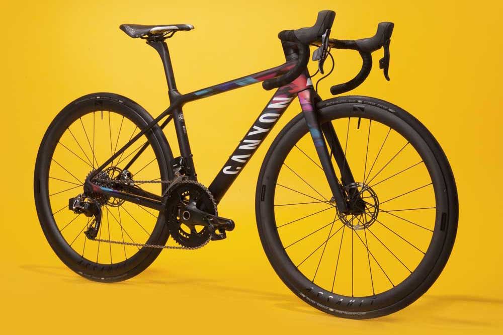 Canyon Ultimate WMN CF SLX Disc 9.0 Team CSR 2017 road bike