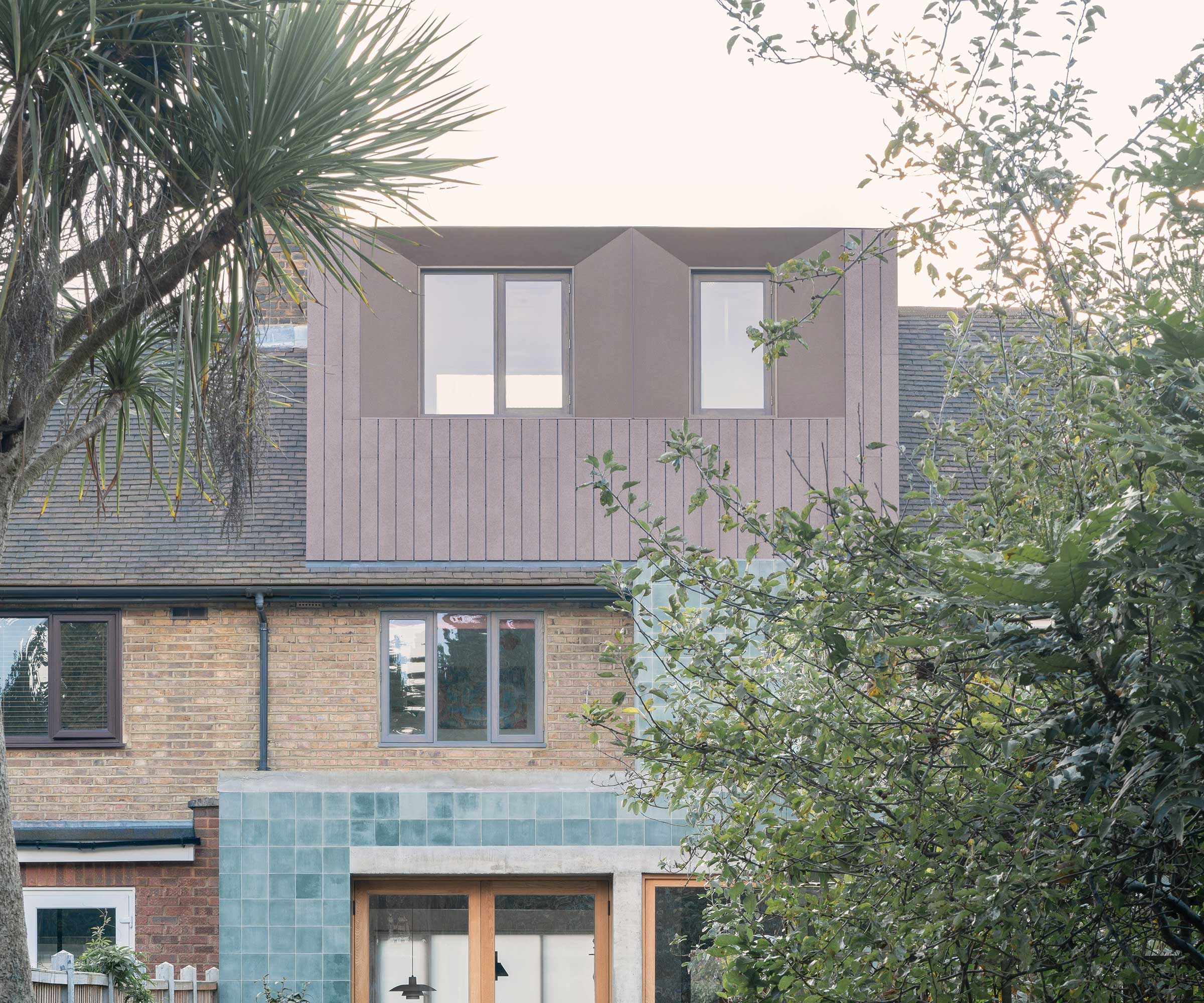 modern dormer loft conversion