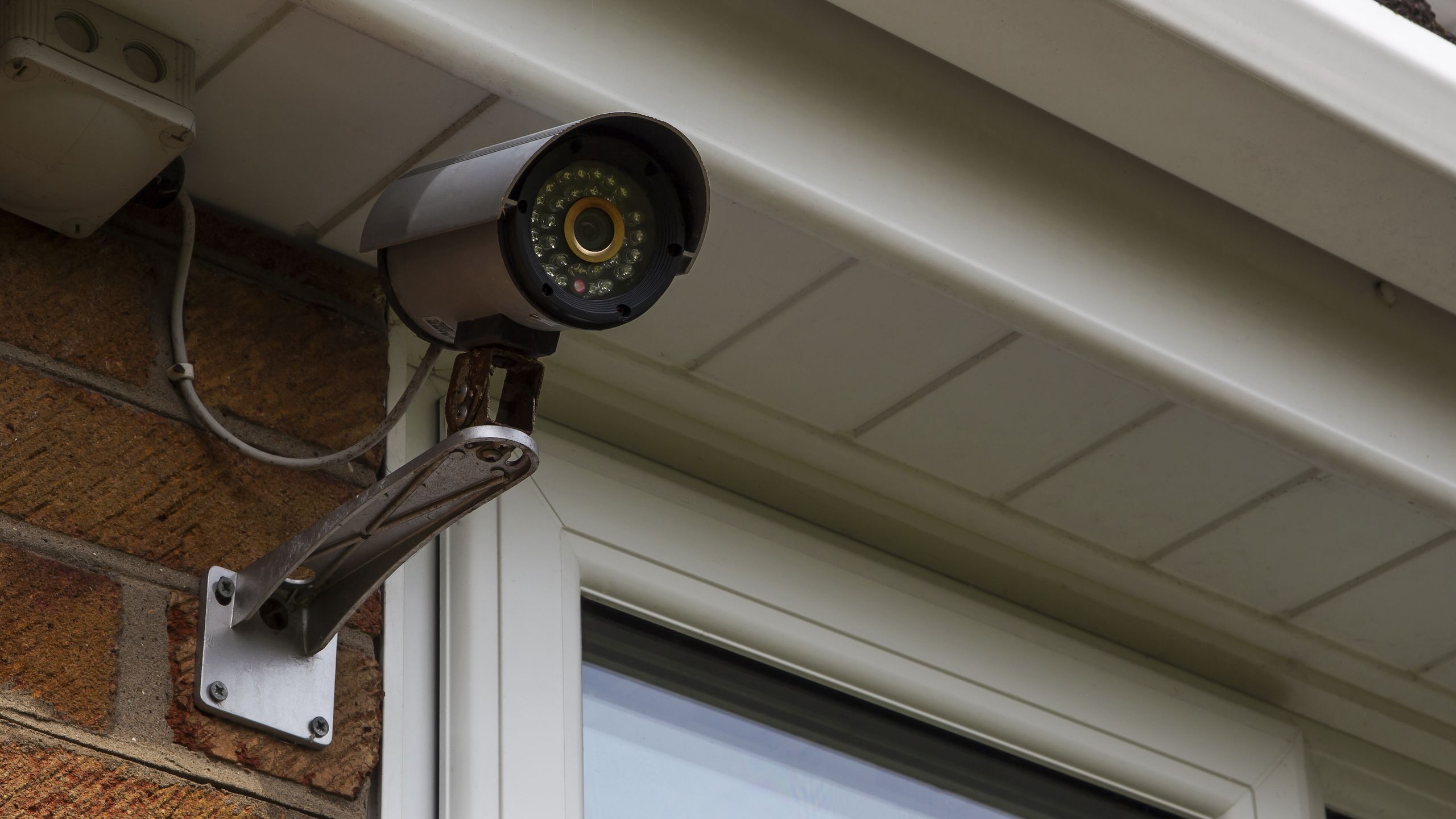 Can My Neighbour Have Cctv Pointing At My House Uk