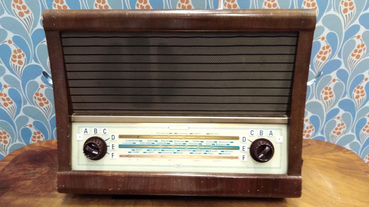 The colors of the radio and wallpaper have come through accurately in moderate indoor light, but zoom in and there's detail missing from the control panel that other phones would have captured.