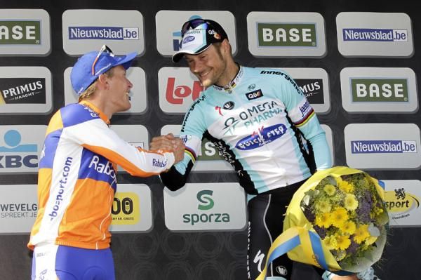 Matti Breschel and Tom Boonen shake hands