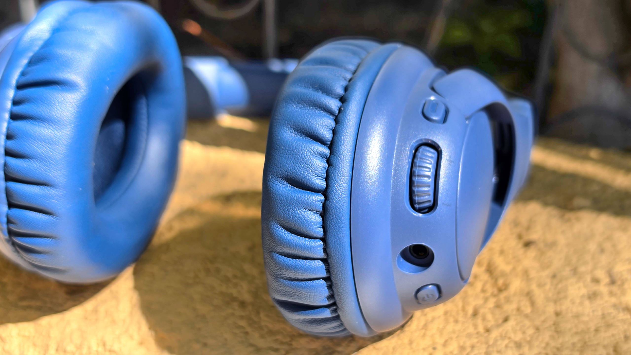 Belkin SoundForm ANC kid headphone review