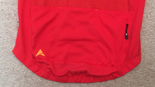 Rear pockets of the Altura Endurance Short Sleeve Jersey (Mens)