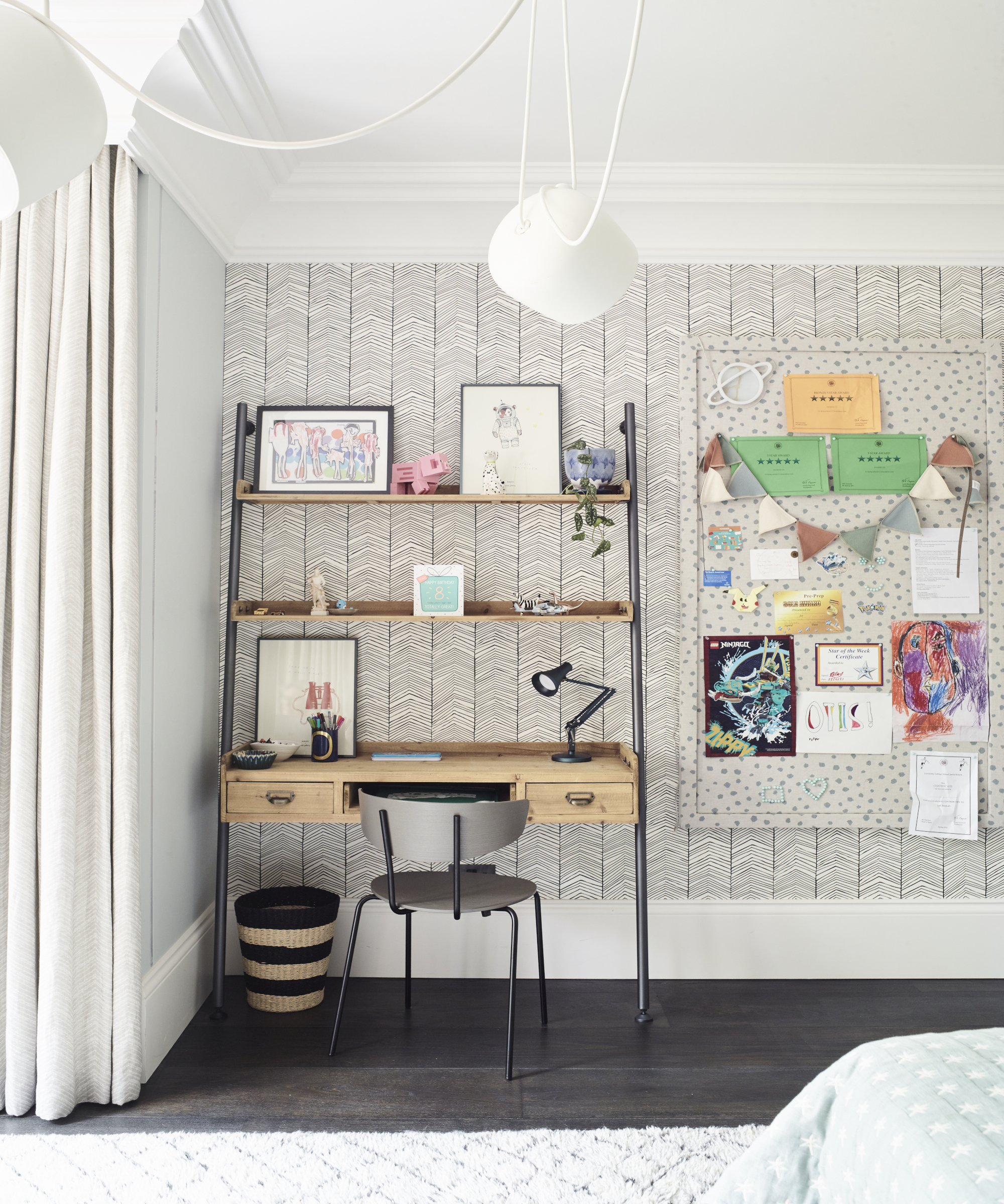 Modern house in a neutral, monochrome palette with pastel pink touches