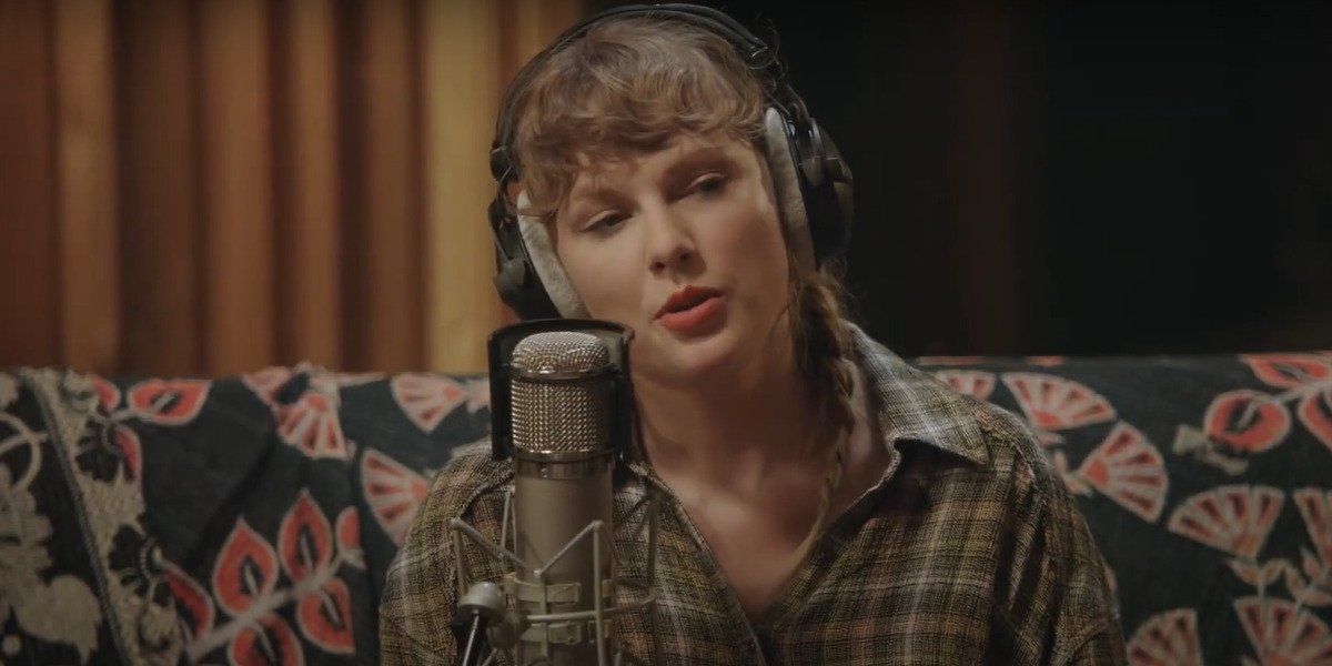 screenshot taylor swift folklore