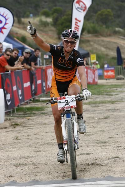 Katherine O'Shea on her way to winning the 2011 Australian cross country national championship.