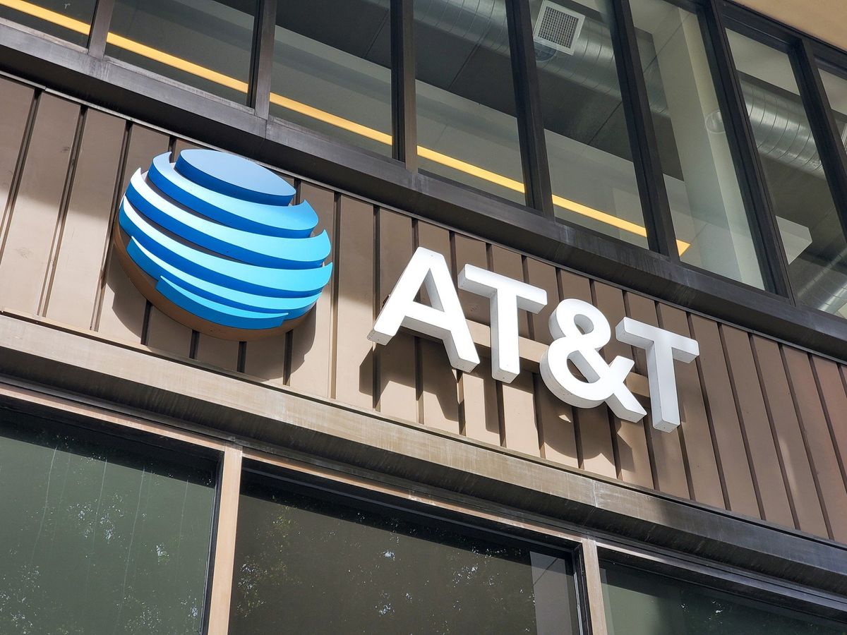 AT&amp;T Sign Storefront