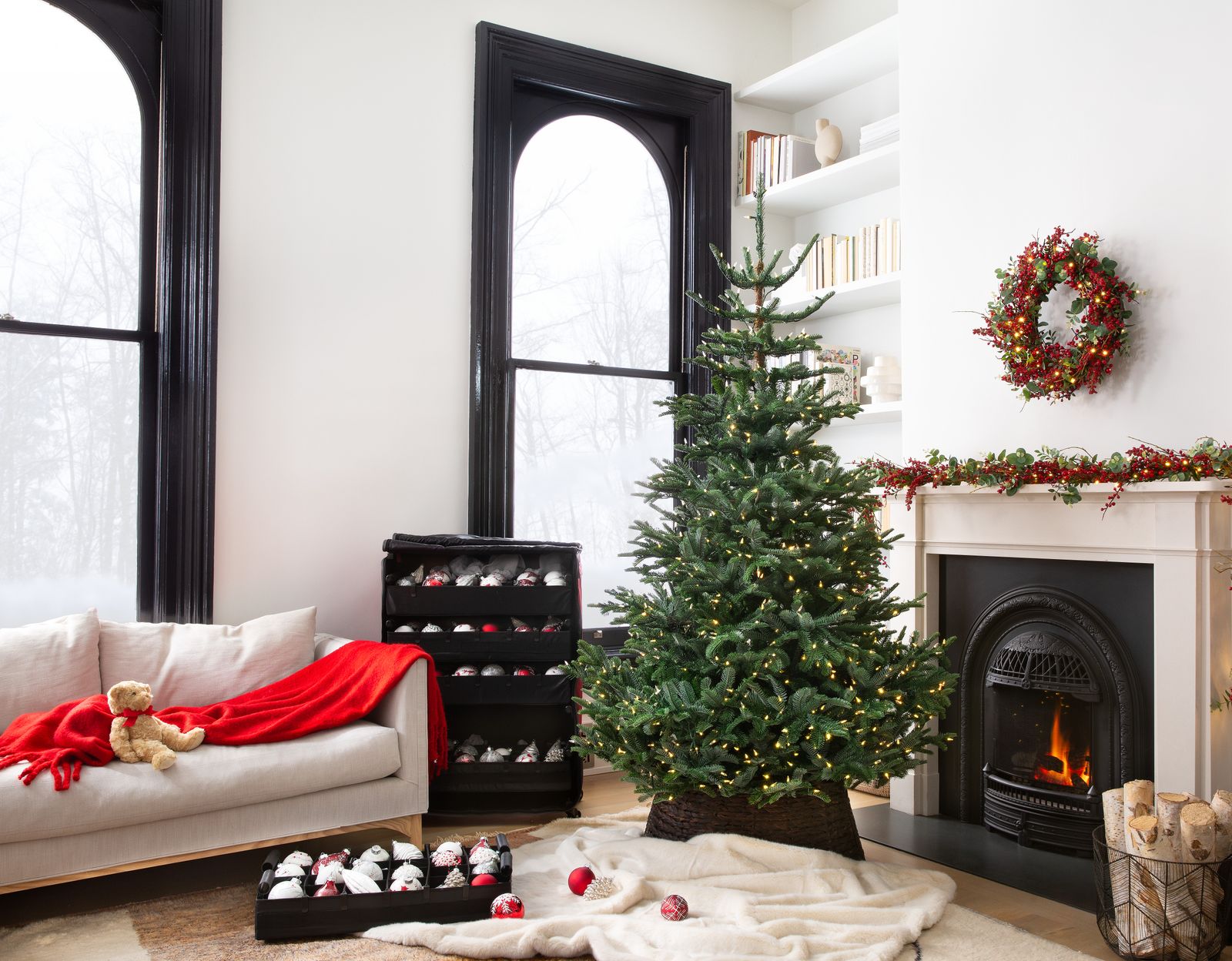 How to fluff a Christmas tree for fuller looking foliage Livingetc