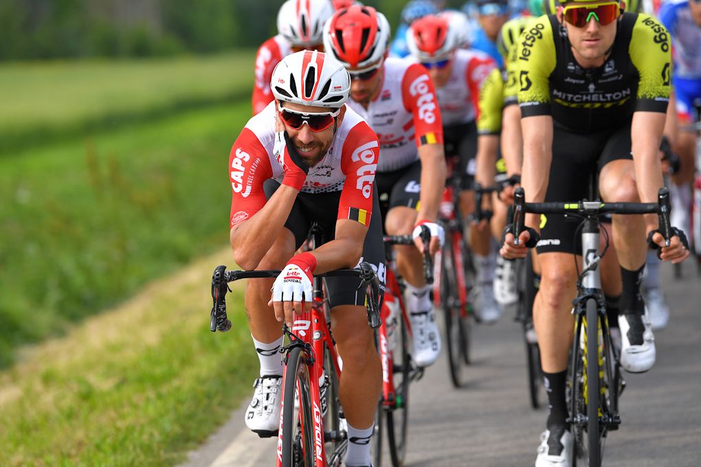 Thomas de Gendt shows his enthusiasm for the long, flat 10th Giro stage