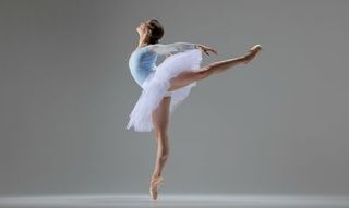 Athletic dance move, Ballet, Ballet dancer, Dancer, Dance, Ballet tutu, Performing arts, Footwear, Choreography, Modern dance,