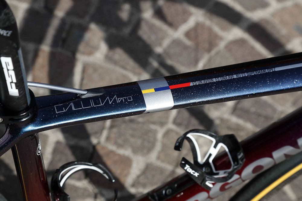 'Superman Lopez' is noted on the top tube of the Argon 18 Gallium Pro