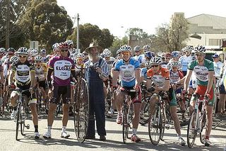 Stage 4 - Tanner escapes to crit win, overall lead