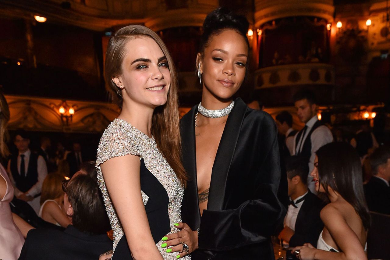 Rihanna Cara L