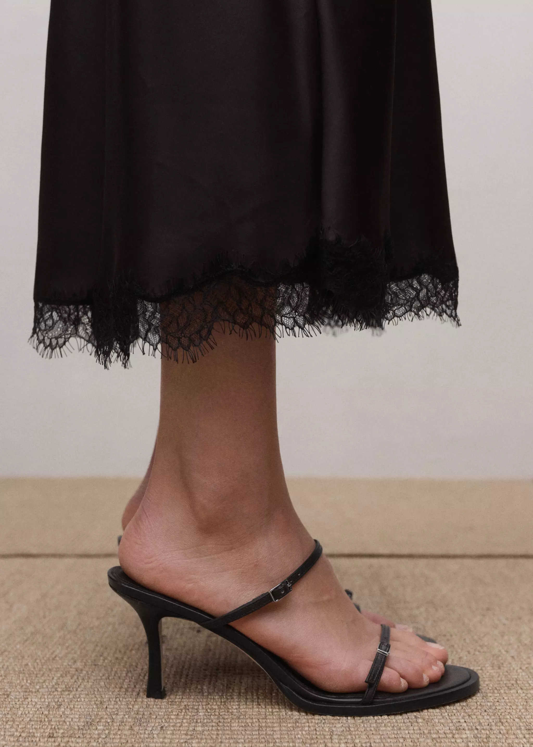 100% Leather Sandals With Buckle Straps - Women | Mango United Kingdom