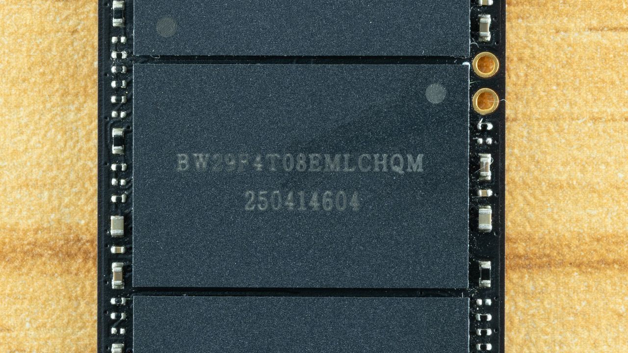 Biwin Black Opal NV7400 2TB SSD