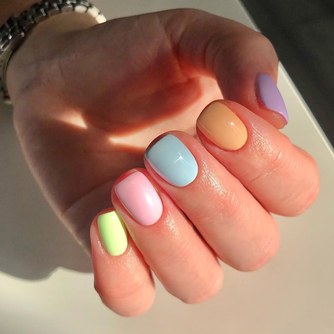 Mix-and-Match Nail Colour Trend