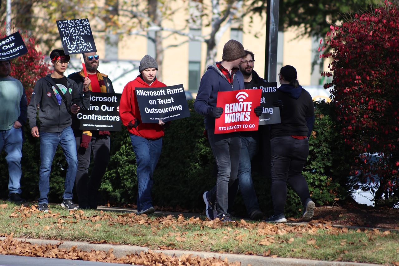 Image of striking ZeniMax Workers United employees at Rockville, Maryland - November 13, 2024