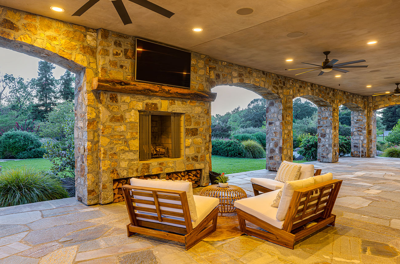 Terrace, Sotheby's Sonoma property listing