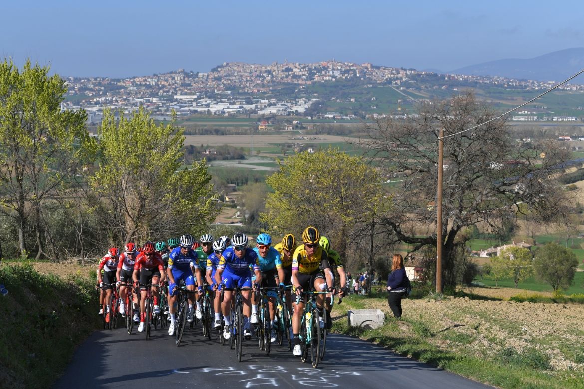Primož Roglič leads the peloton uphill