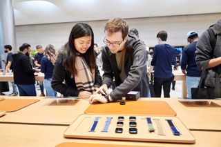 Apple Iphone 11 Pro Apple Watch 5 Availability Ny Guests With New Apple Watch Series 5