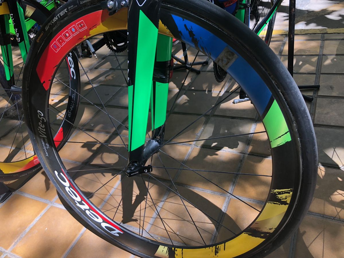 Sindicato Empleados Publicos of San Juan had some special wheels for the race