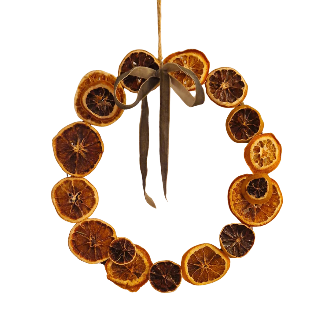 Loira Estudio, Dried Orange Christmas Wreath