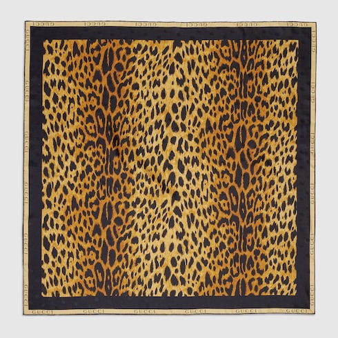 Printed Silk Twill Carr&eacute;