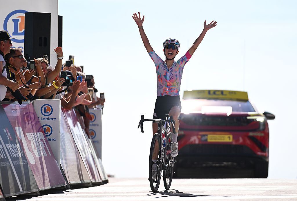 As it happened: Mont Ventoux inspires a historic solo win and shakes-up the 2026 Tour de France Femmes GC battle