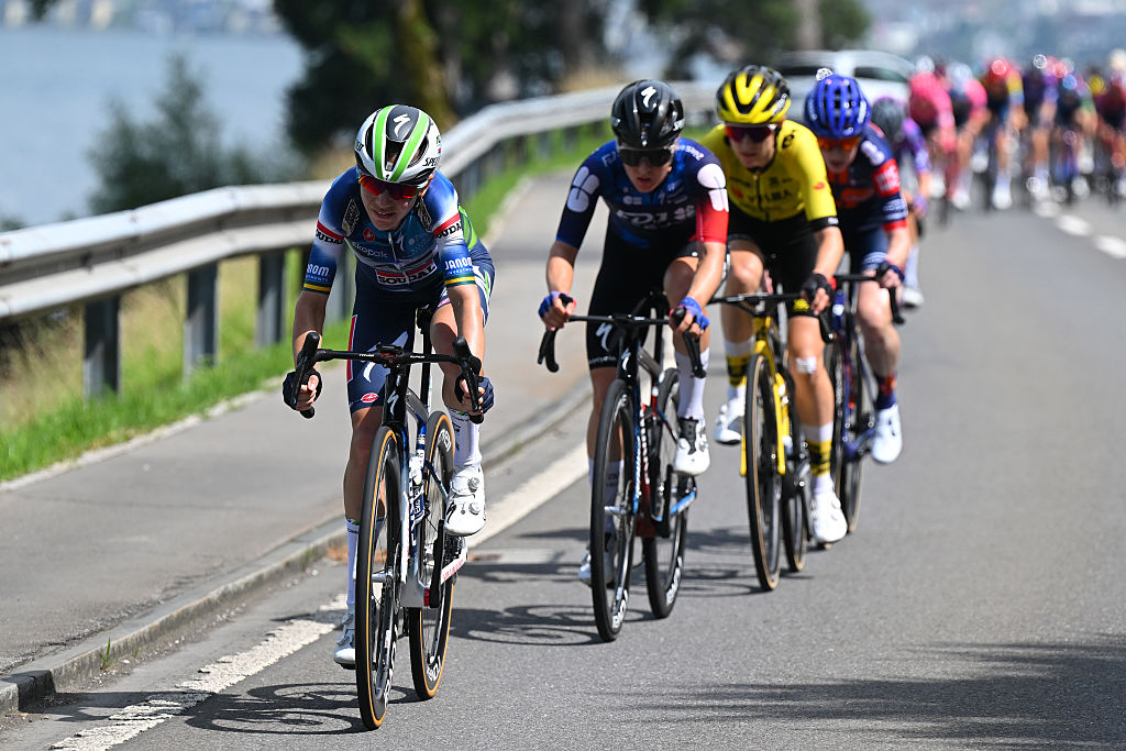 KUSSNACHT, SWITZERLAND - JUNE 14: Sarah Gigante of Australia and Team AG Insurance - Soudal competes during the 5th Tour de Suisse Women 2025, Stage 3 a 123.1km stage from Oberkirch to Kussnacht / #UCIWWT / on June 14, 2025 in Kussnacht, Switzerland. (Photo by Tim de Waele/Getty Images)