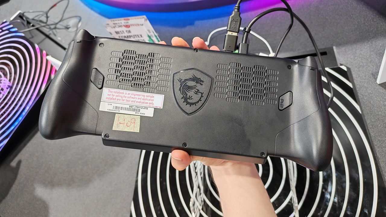 The back of The MSI Claw 8 EX AI+