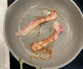 Bacon frying in the Always Pan 2.0.