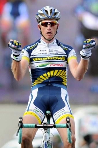 A big win for Lieuwe Westra (Vacansoleil-DCM) in Paris-Nice